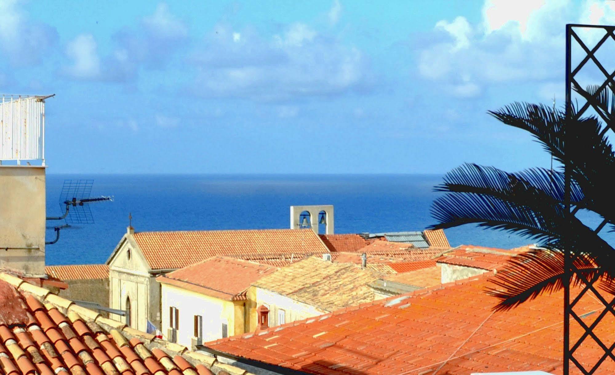 Residenza Il Duomo Bed and Breakfast Tropea Exteriör bild