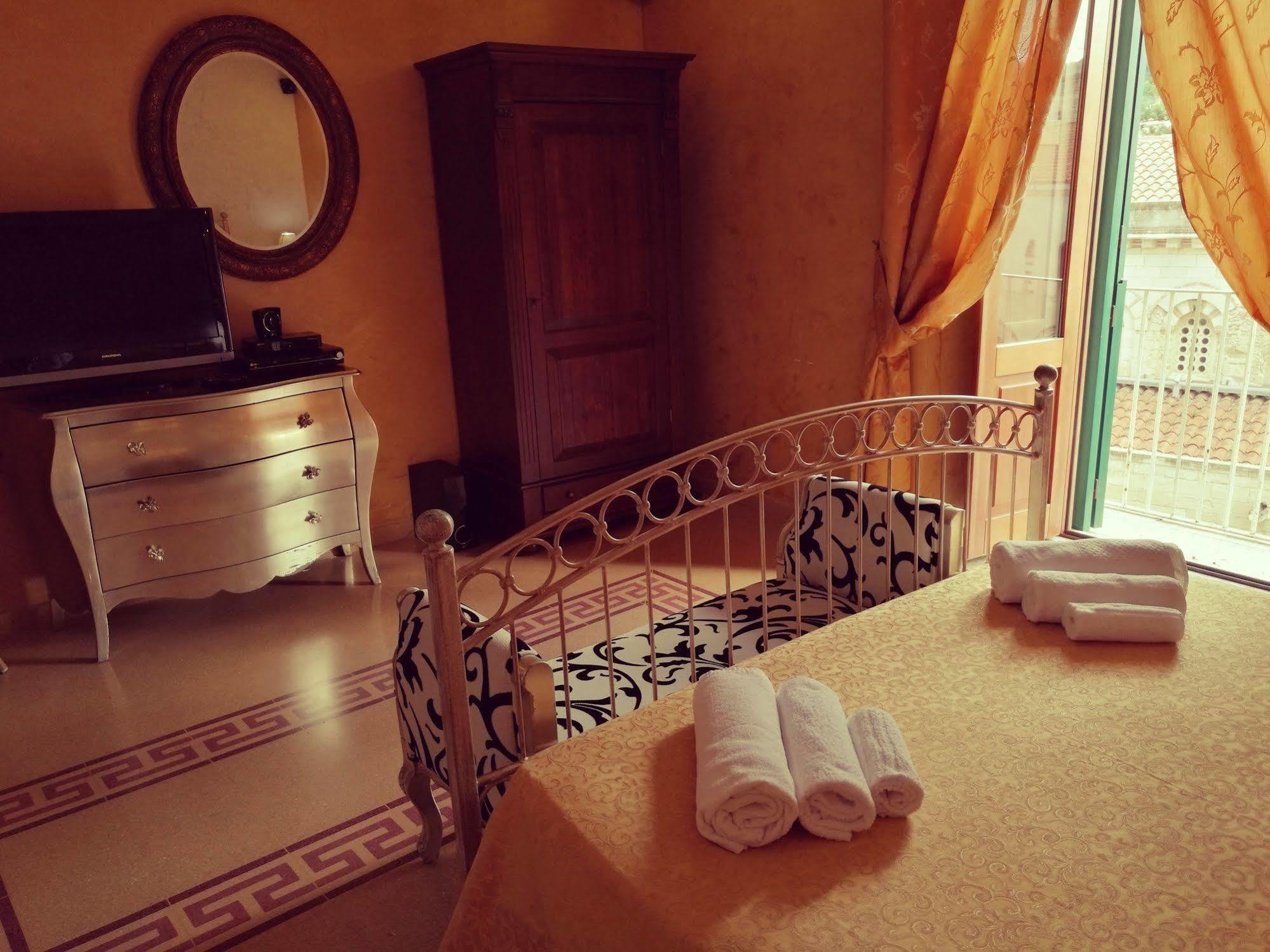 Residenza Il Duomo Bed and Breakfast Tropea Exteriör bild