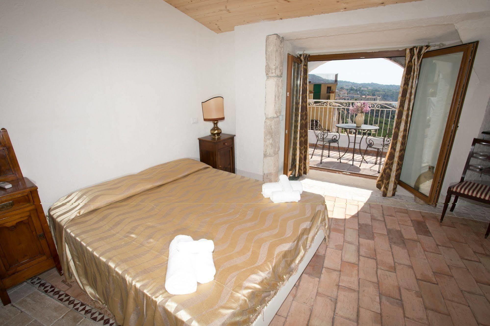 Residenza Il Duomo Bed and Breakfast Tropea Exteriör bild